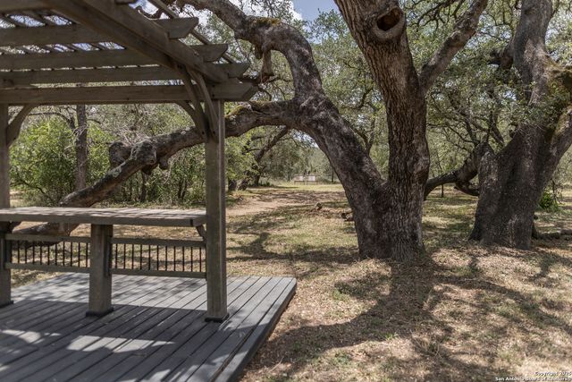 235 Hickory Ln, San Antonio, TX 78264