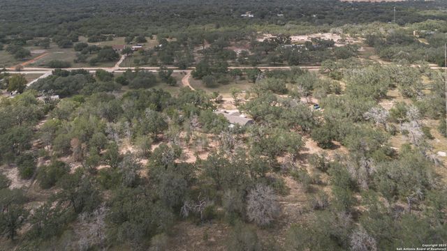 235 Hickory Ln, San Antonio, TX 78264