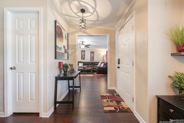 235 Hickory Ln, San Antonio, TX 78264