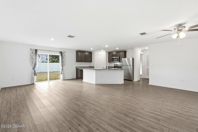 14 Zoeller Court, Palm Coast, FL 32164