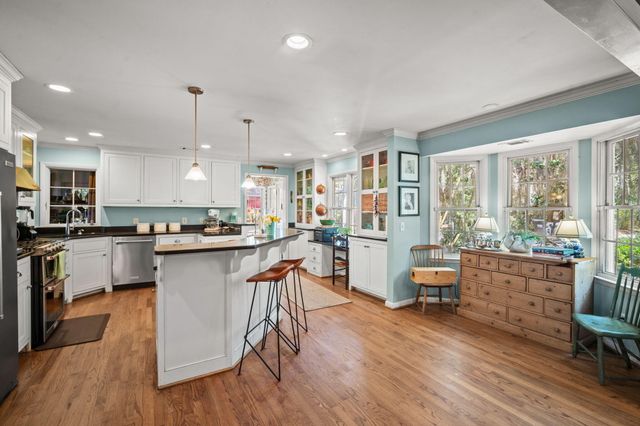115 S Hermitage Road, Beaufort, SC 29902