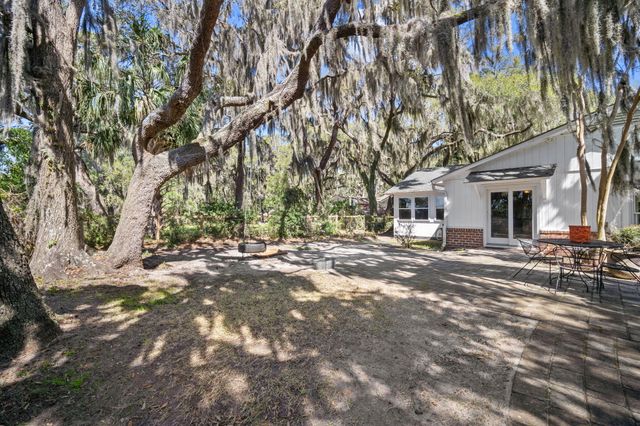 115 S Hermitage Road, Beaufort, SC 29902