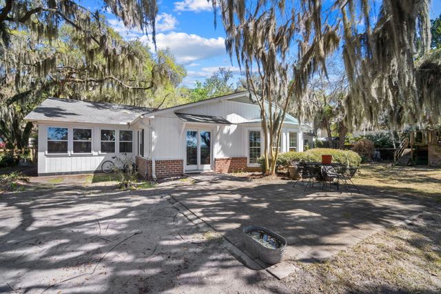 115 S Hermitage Road, Beaufort, SC 29902