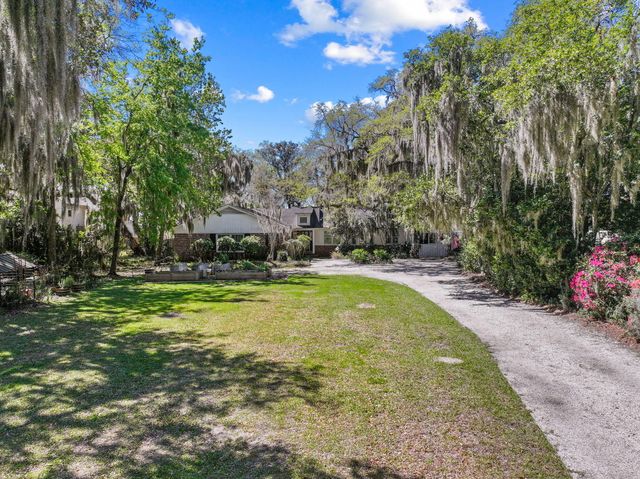 115 S Hermitage Road, Beaufort, SC 29902
