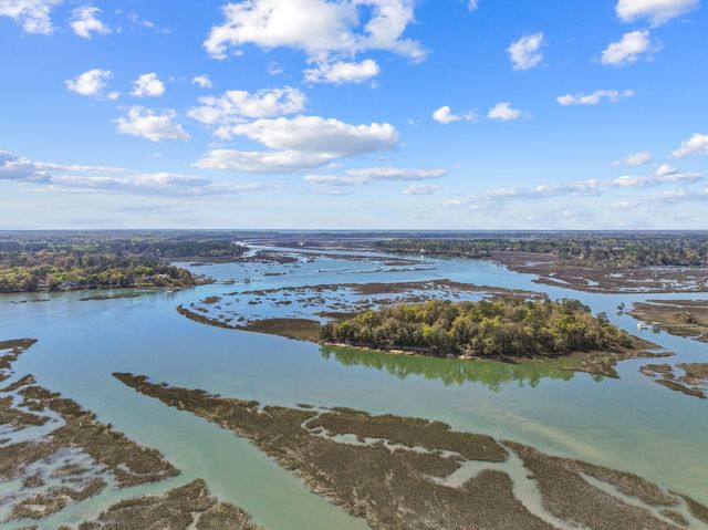 115 S Hermitage Road, Beaufort, SC 29902