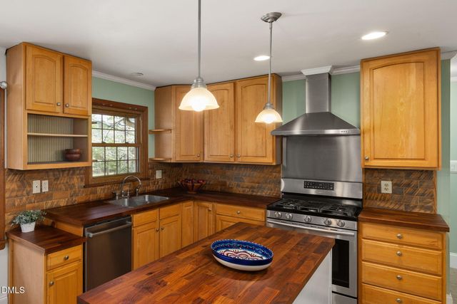 307 Orange High School Road, Hillsborough, NC 27278