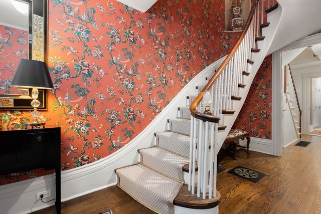 13 West Cedar St, Boston, MA 02108