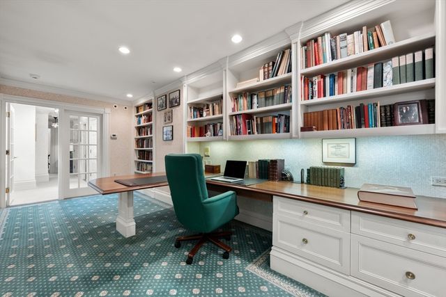 13 West Cedar St, Boston, MA 02108