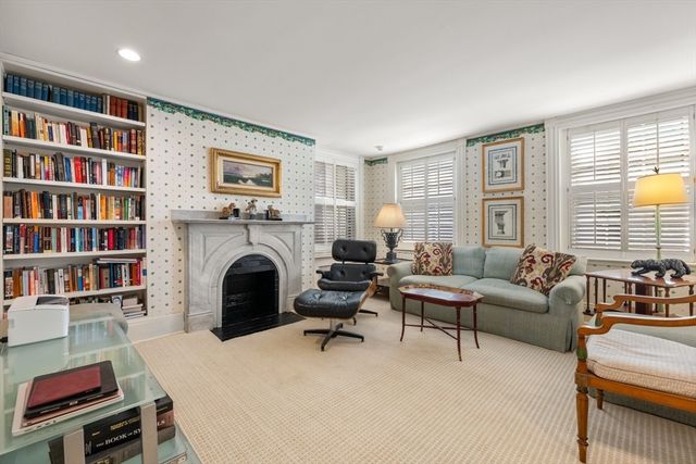 13 West Cedar St, Boston, MA 02108