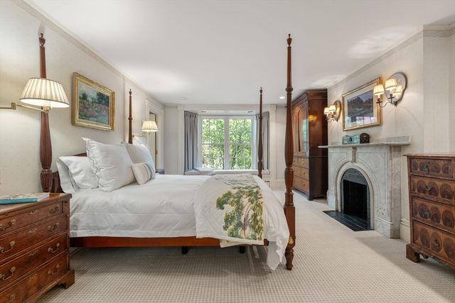 13 West Cedar St, Boston, MA 02108