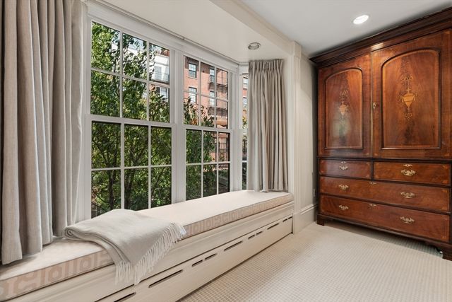 13 West Cedar St, Boston, MA 02108