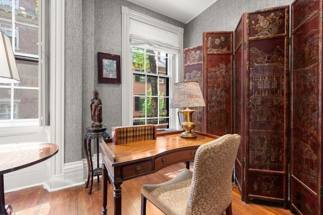 13 West Cedar St, Boston, MA 02108