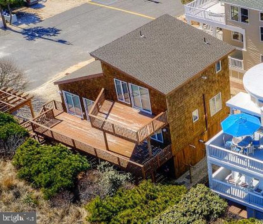 11 E ESSEX AVE, Harvey Cedars, NJ 08008