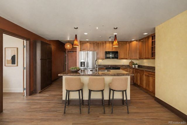 275 S Harrison Street 502, Denver, CO 80209