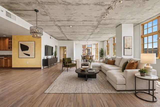 275 S Harrison Street 502, Denver, CO 80209