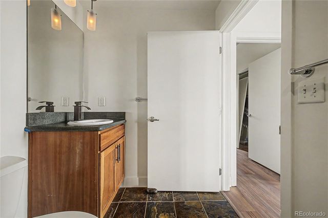 275 S Harrison Street 502, Denver, CO 80209