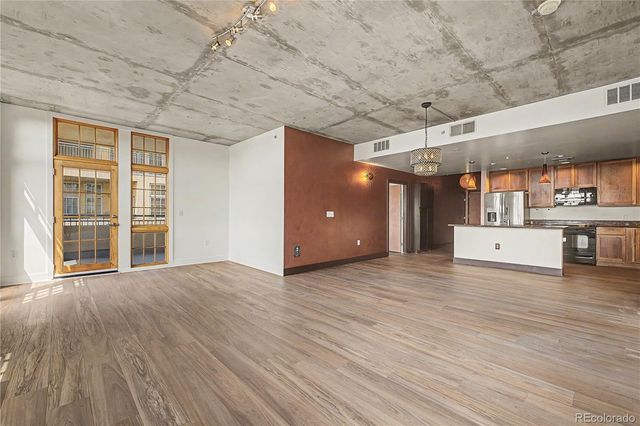 275 S Harrison Street 502, Denver, CO 80209