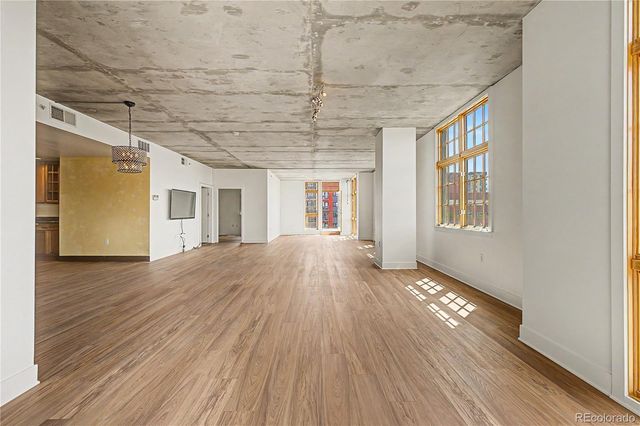 275 S Harrison Street 502, Denver, CO 80209