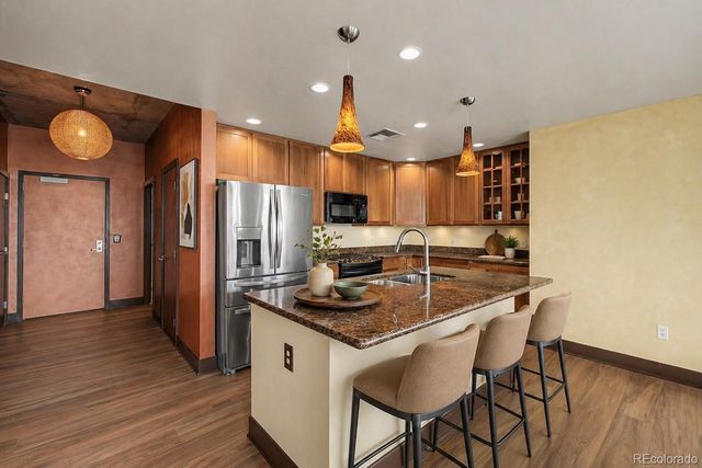 275 S Harrison Street 502, Denver, CO 80209