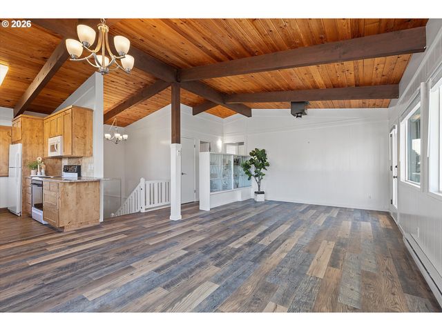 1931 Ne 68TH St, Lincoln City, OR 97367