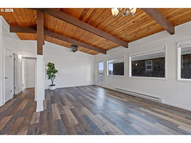 1931 Ne 68TH St, Lincoln City, OR 97367