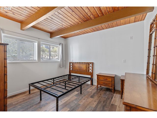 1931 Ne 68TH St, Lincoln City, OR 97367