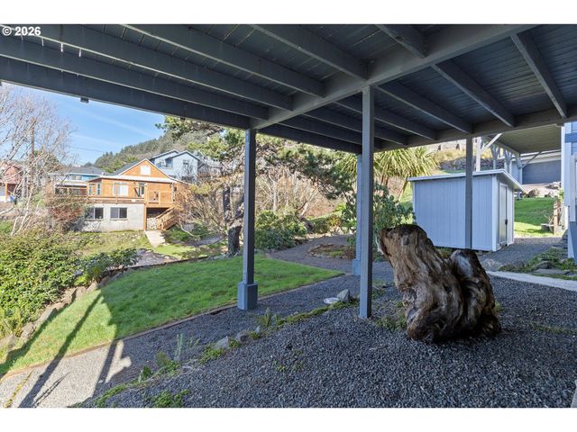 1931 Ne 68TH St, Lincoln City, OR 97367