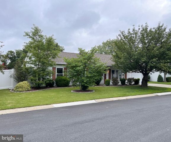 8 ROSE TER, Newark, DE 19702