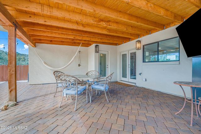 7041 E River Road, Tucson, AZ 85750