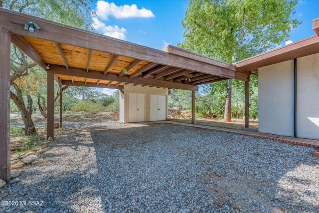 7041 E River Road, Tucson, AZ 85750