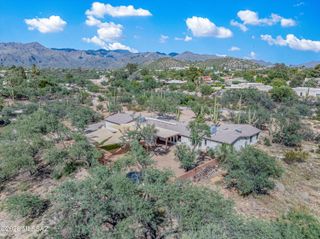 7041 E River Road, Tucson, AZ 85750