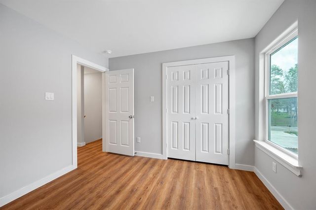 7804 Crestview Drive B, Houston, TX 77028