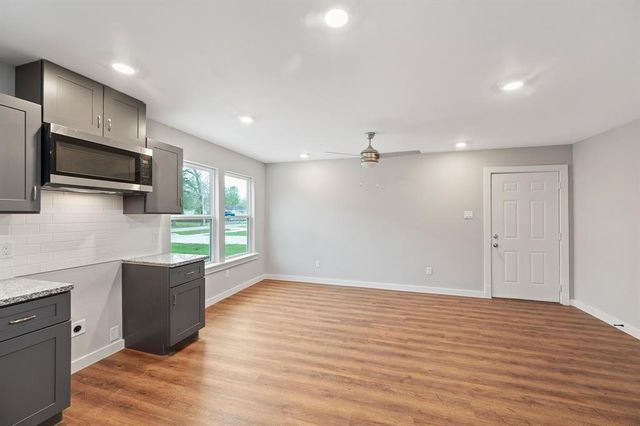 7804 Crestview Drive B, Houston, TX 77028
