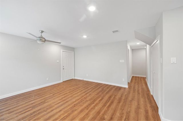 7804 Crestview Drive B, Houston, TX 77028