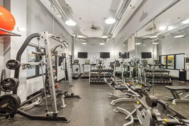 700 Church St Apt 208, Nashville, TN 37203