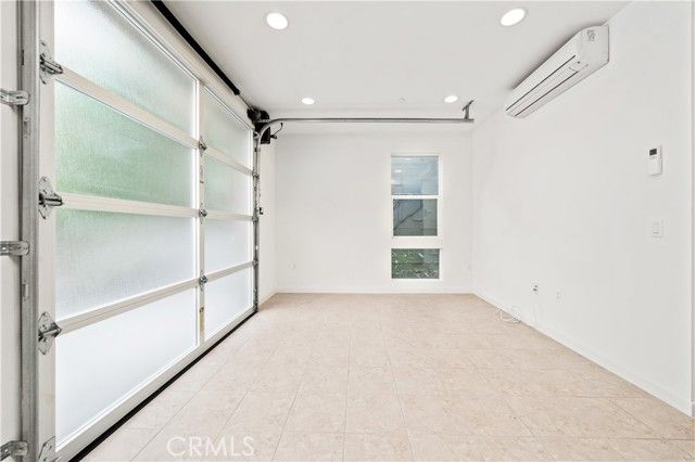 1533 Sullivan Avenue, Costa Mesa, CA 92627