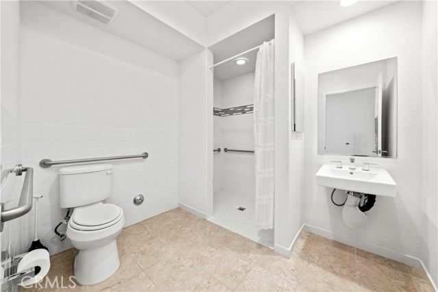 1533 Sullivan Avenue, Costa Mesa, CA 92627