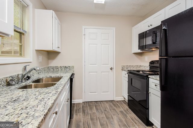 86 Gilliams Crossing, Cartersville, GA 30120