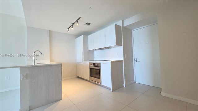 501 NE 31st St 2404, Miami, FL 33137