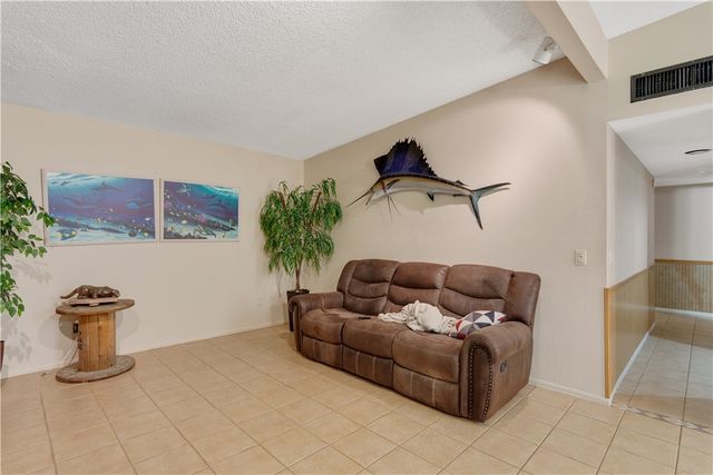 422 Del Monte Road, Sebastian, FL 32958