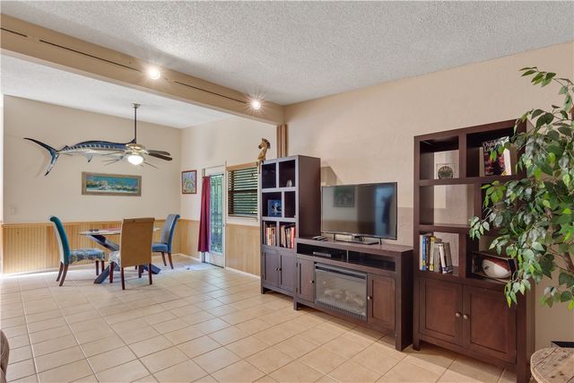 422 Del Monte Road, Sebastian, FL 32958