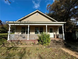 1111 Baldwin Street, Van Buren, AR 72956