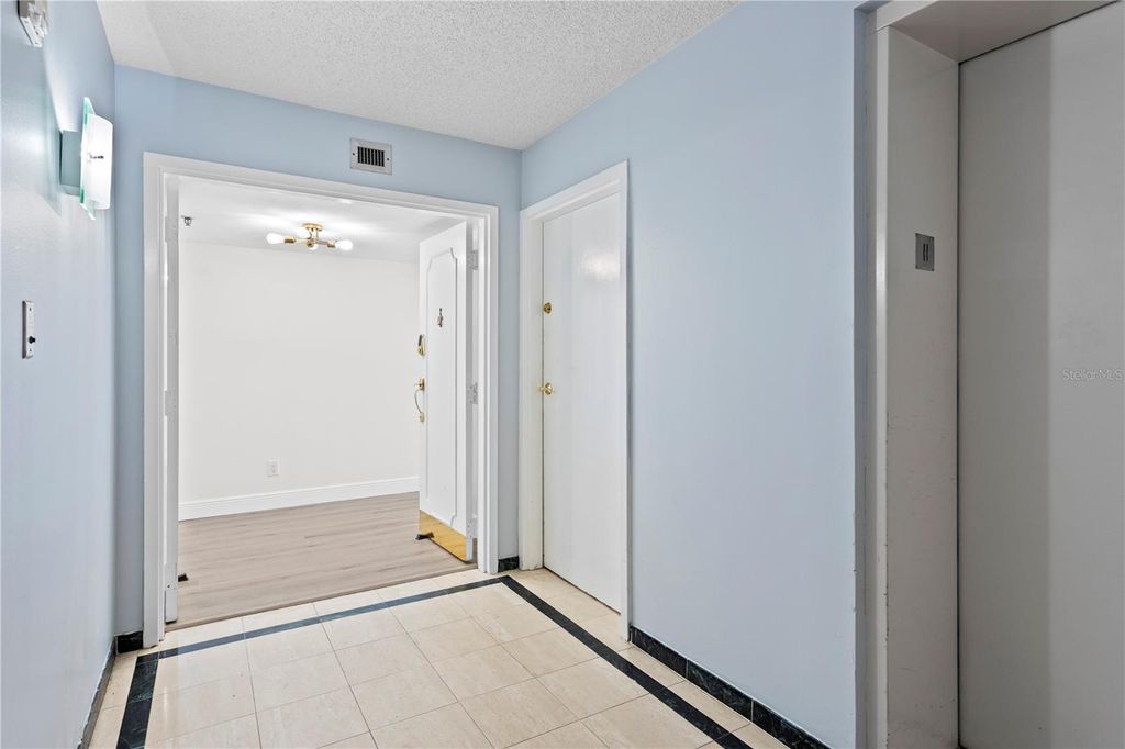Image 2 of property listing at 3301 BAYSHORE BOULEVARD 1101E, Tampa, FL 33629