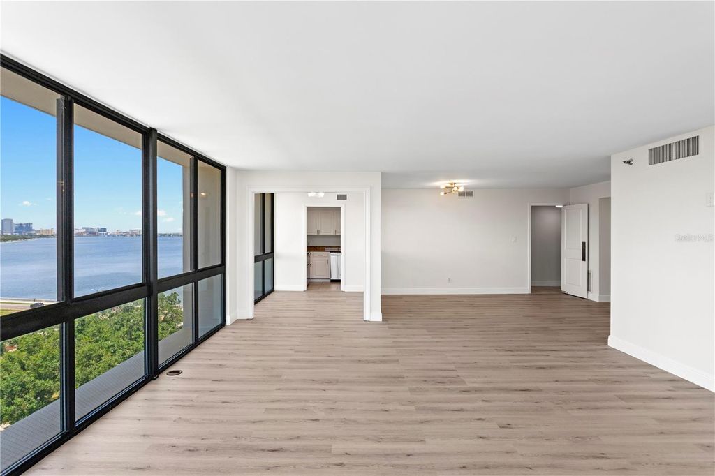 Image 14 of property listing at 3301 BAYSHORE BOULEVARD 1101E, Tampa, FL 33629