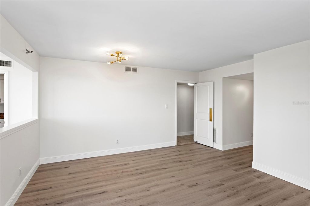 Image 16 of property listing at 3301 BAYSHORE BOULEVARD 1101E, Tampa, FL 33629