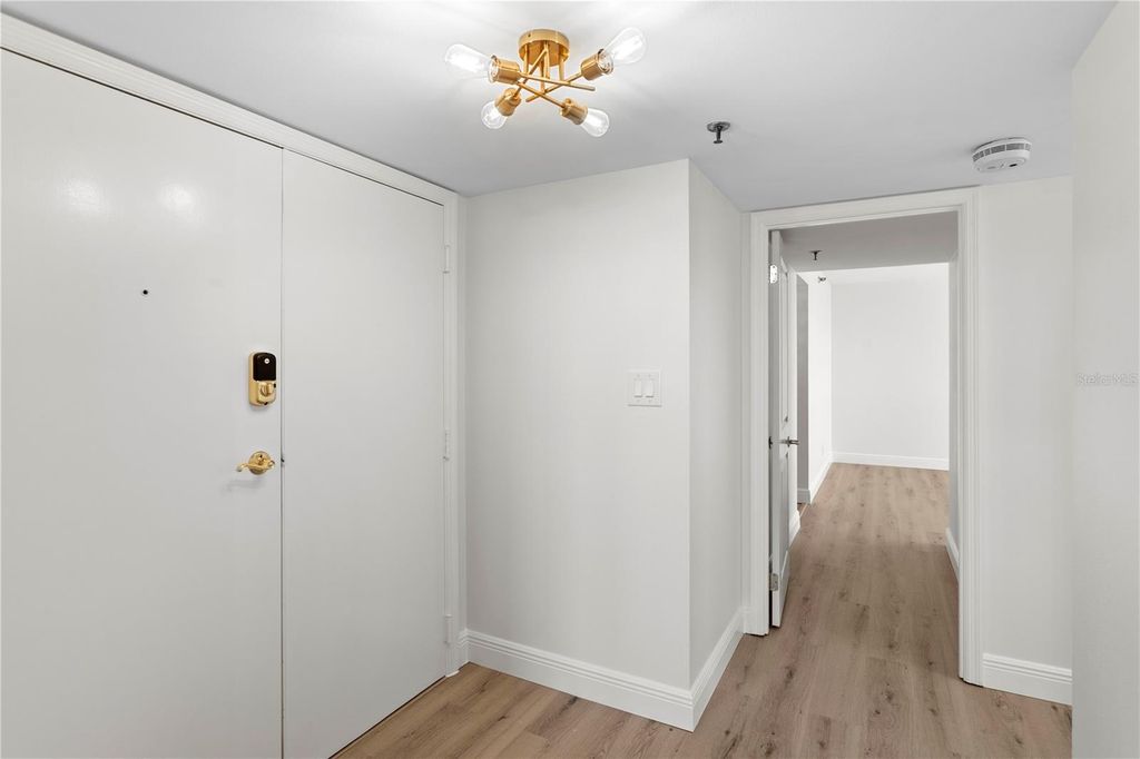Image 25 of property listing at 3301 BAYSHORE BOULEVARD 1101E, Tampa, FL 33629