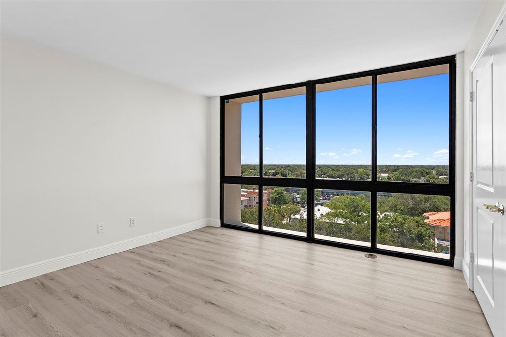 Image 32 of property listing at 3301 BAYSHORE BOULEVARD 1101E, Tampa, FL 33629