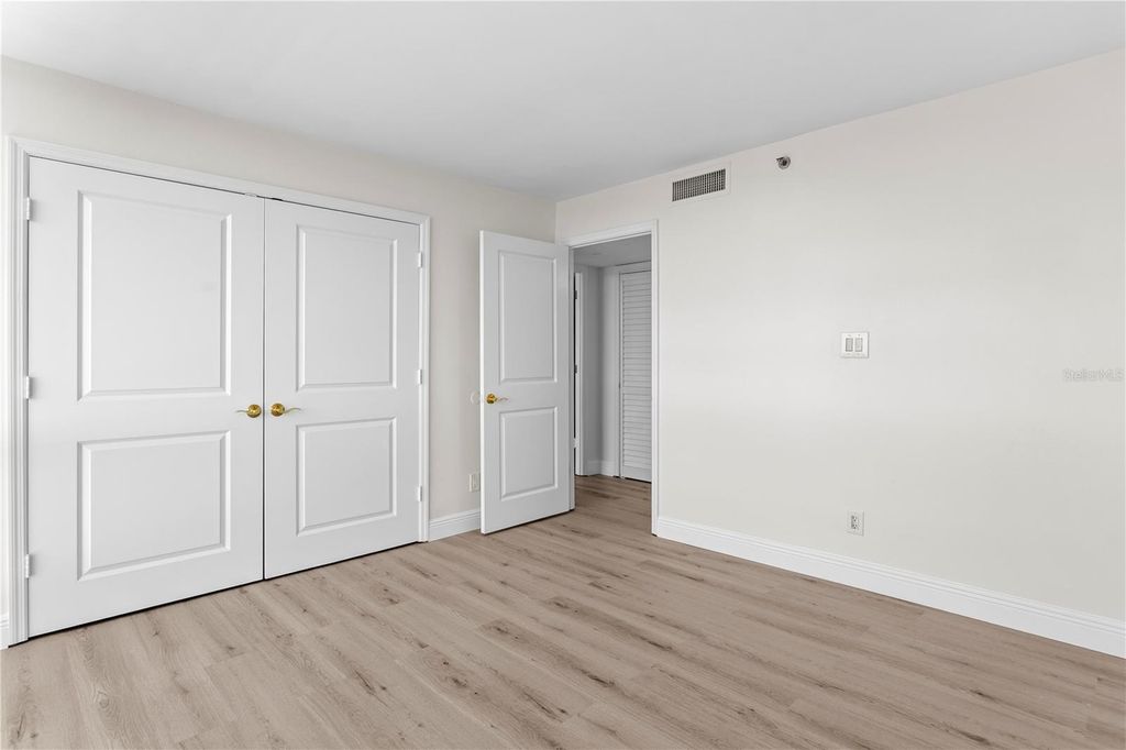 Image 33 of property listing at 3301 BAYSHORE BOULEVARD 1101E, Tampa, FL 33629