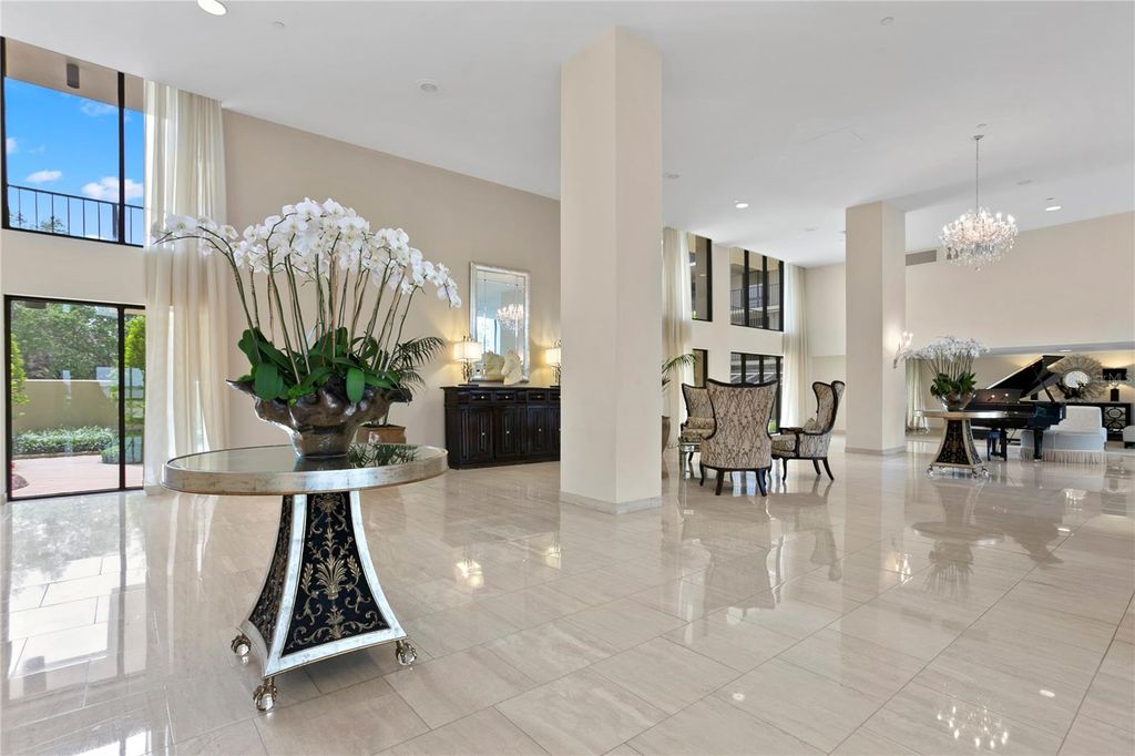 Image 46 of property listing at 3301 BAYSHORE BOULEVARD 1101E, Tampa, FL 33629