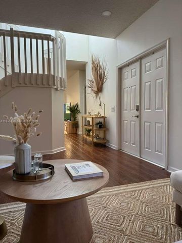 1463 Banyan Way, Weston, FL 33327